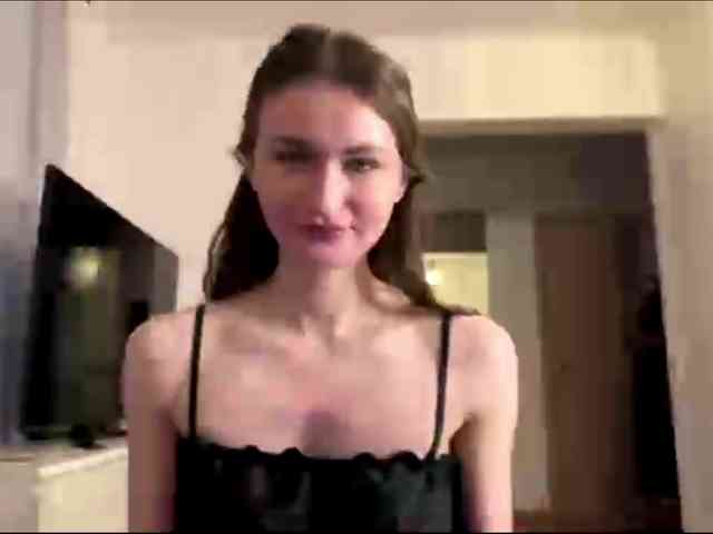 LauraMondella webcam