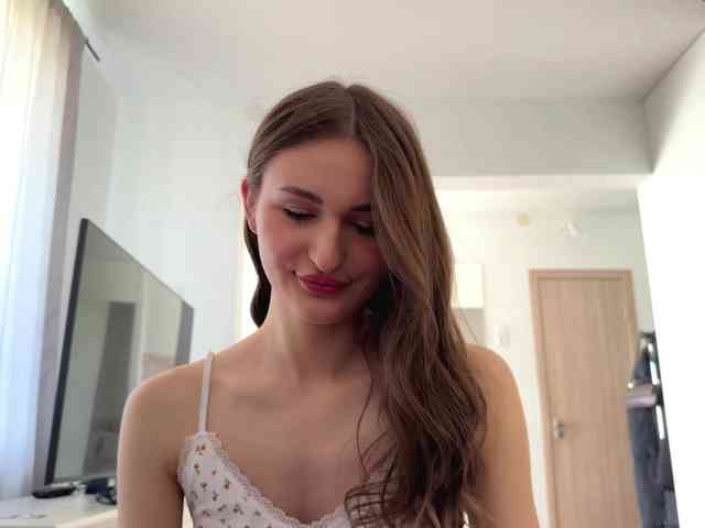 LauraMondella webcam