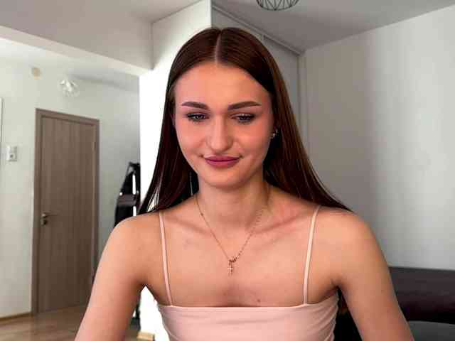 Модель: LauraMondella