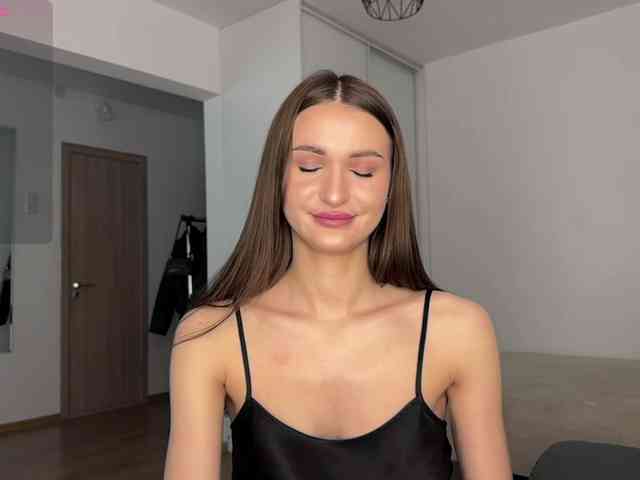 LauraMondella webcam