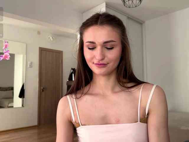 LauraMondella webcam