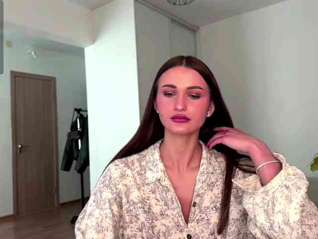 LauraMondella webcam