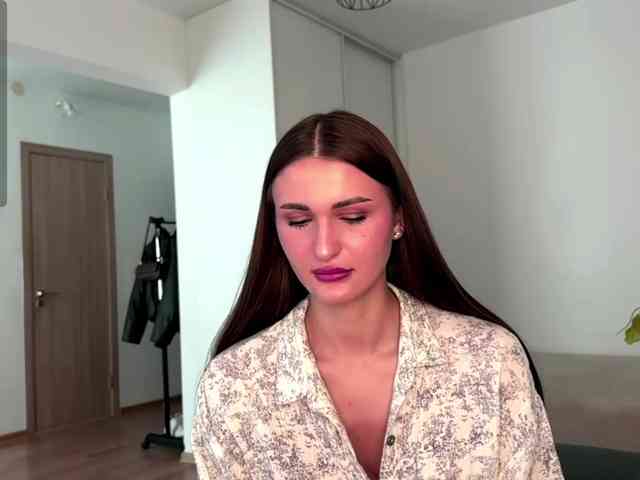 LauraMondella webcam