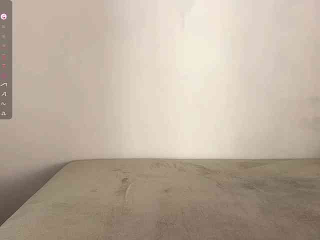 LauraMondella webcam