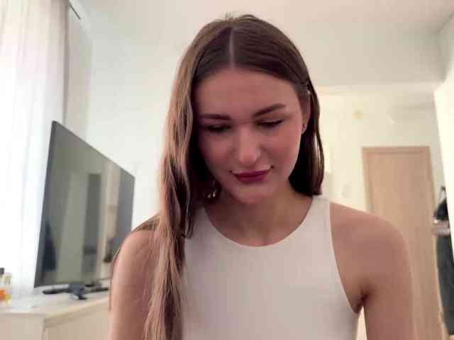 LauraMondella webcam