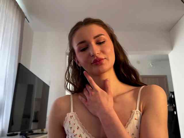 LauraMondella webcam