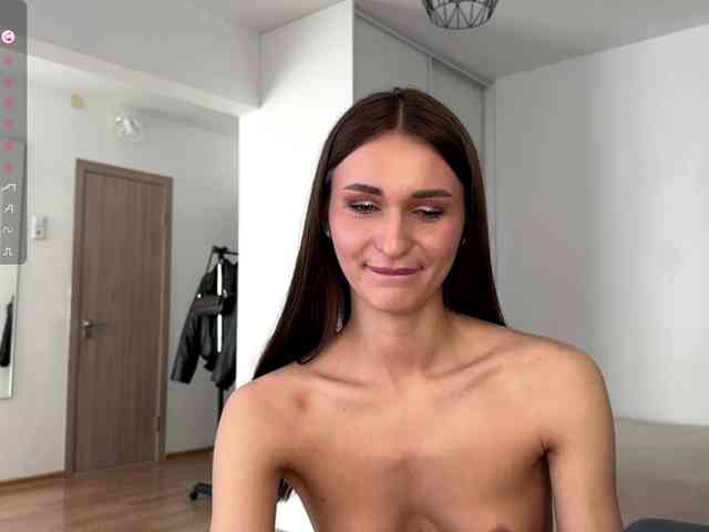 LauraMondella webcam