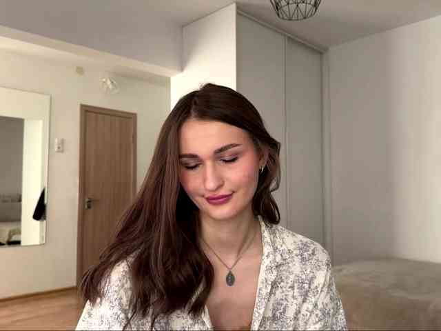 LauraMondella webcam