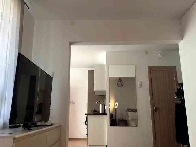 LauraMondella webcam