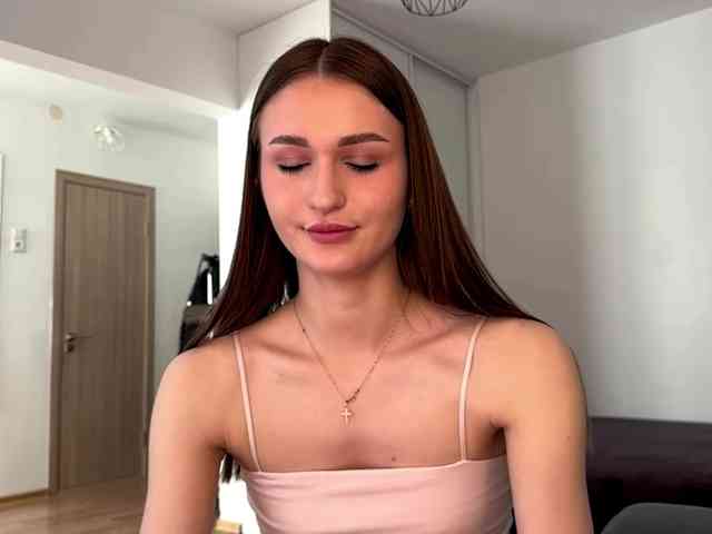 LauraMondella webcam