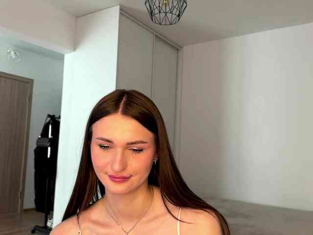 LauraMondella webcam