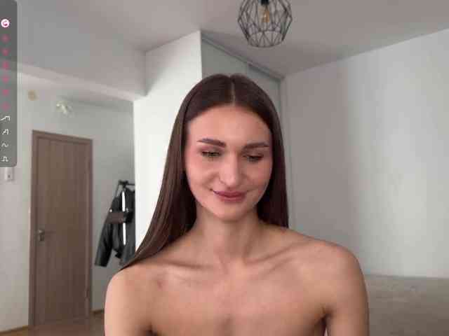 LauraMondella webcam
