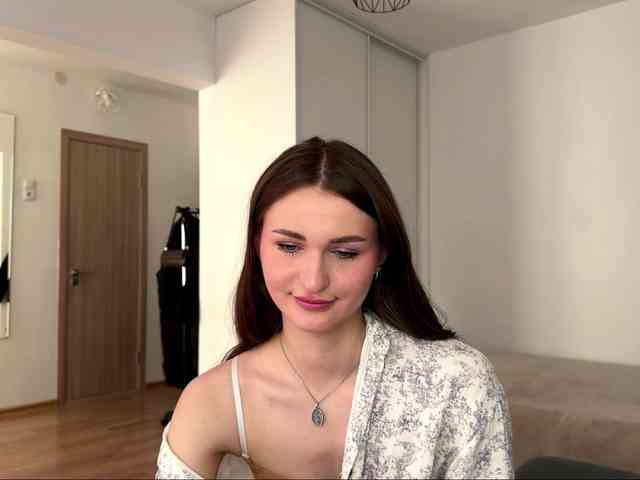 LauraMondella webcam