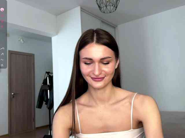 Модель: LauraMondella