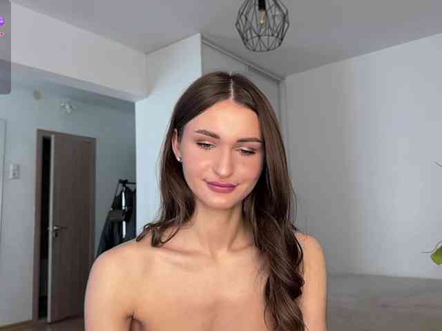 LauraMondella webcam