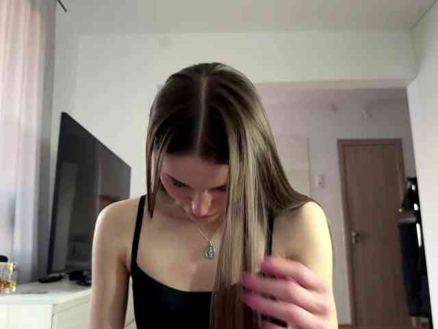 LauraMondella webcam