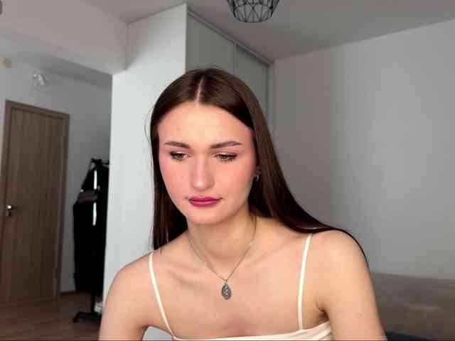 LauraMondella webcam