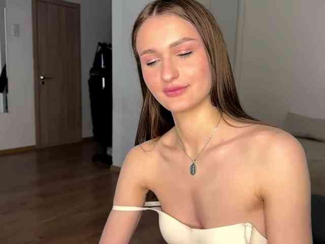 LauraMondella webcam