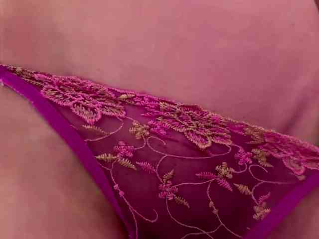 LauraMondella webcam