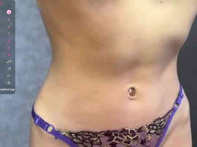 LauraMondella webcam