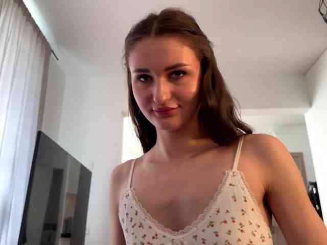 LauraMondella webcam