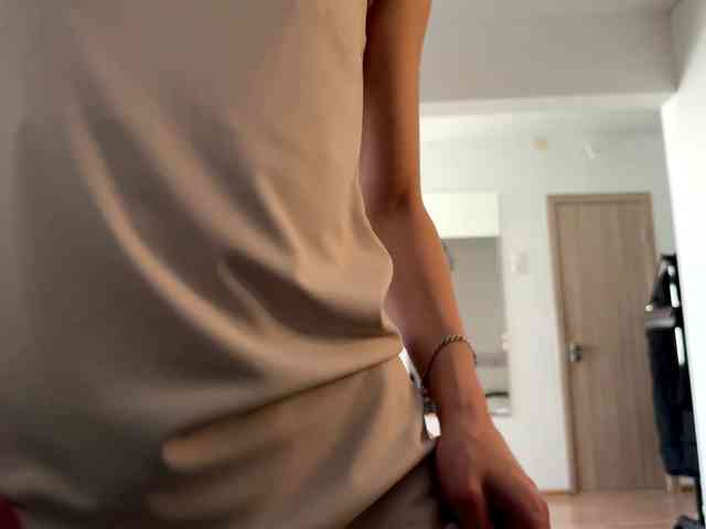LauraMondella webcam