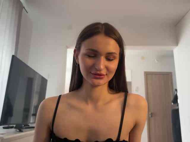 LauraMondella webcam