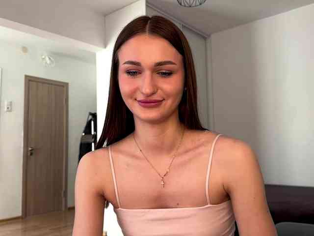 LauraMondella webcam