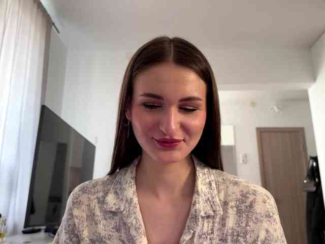 LauraMondella webcam