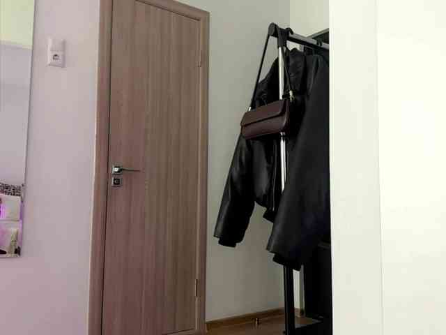 LauraMondella webcam