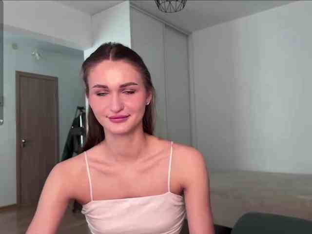 LauraMondella webcam