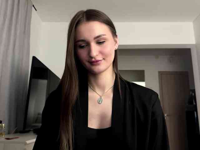 Модель: LauraMondella