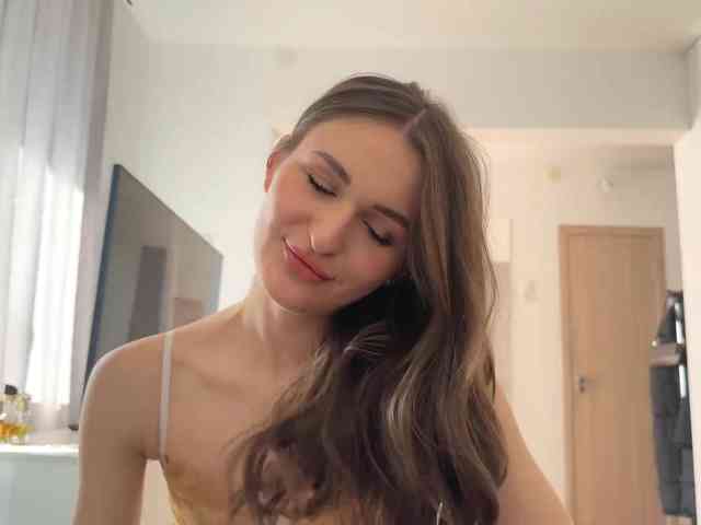 LauraMondella webcam