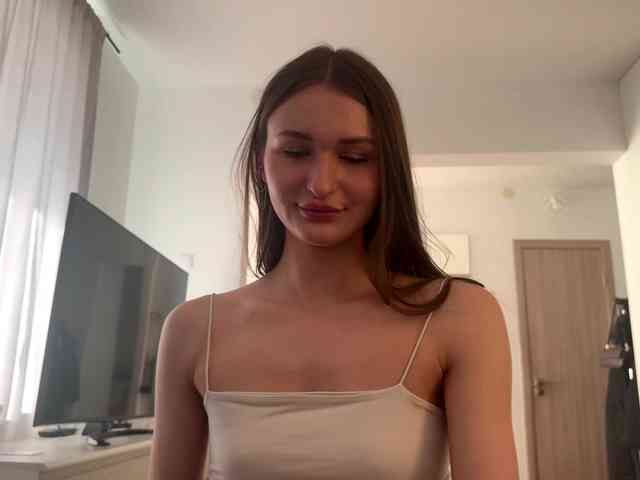 LauraMondella webcam