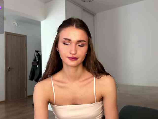 LauraMondella webcam