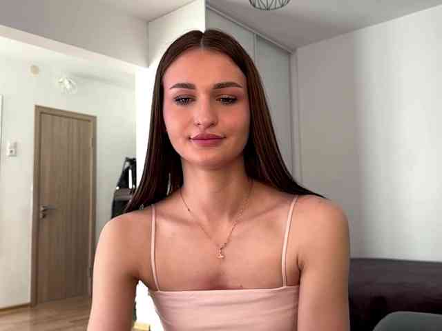 LauraMondella webcam