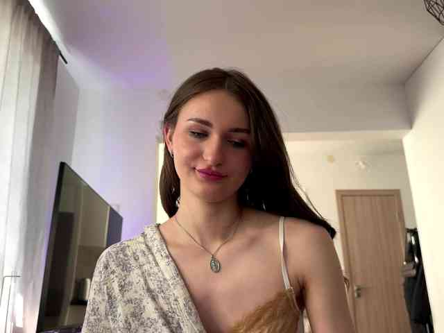 LauraMondella webcam
