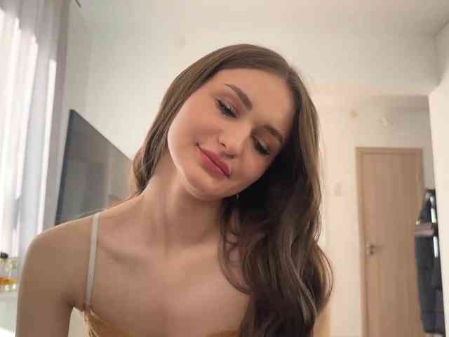 LauraMondella webcam