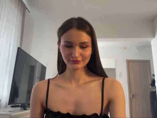LauraMondella webcam