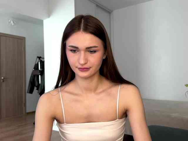 LauraMondella webcam