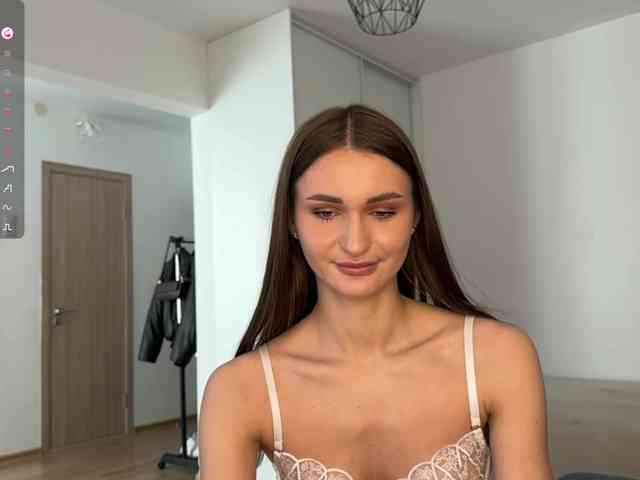 LauraMondella webcam