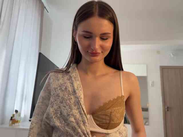 LauraMondella webcam