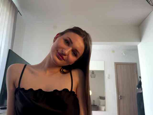 LauraMondella webcam