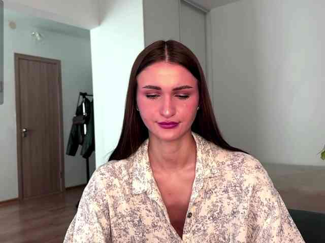 LauraMondella webcam
