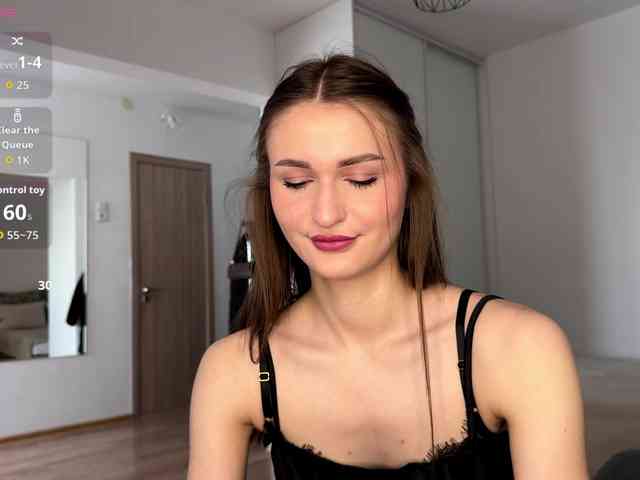Модель: LauraMondella
