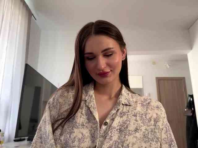 LauraMondella webcam