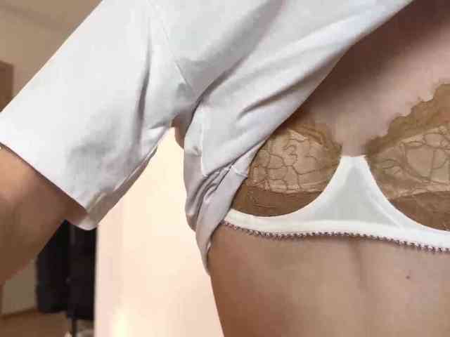 LauraMondella webcam