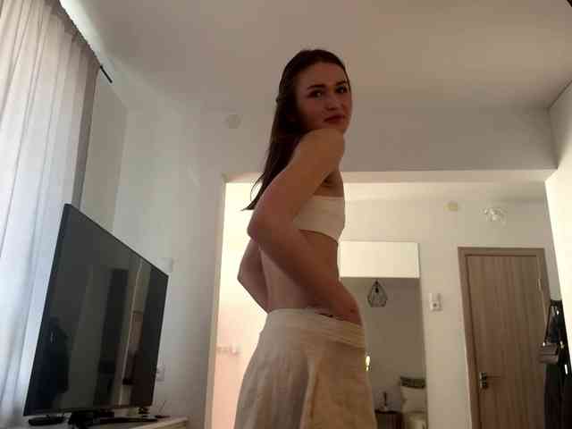 LauraMondella webcam