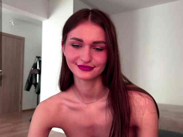 LauraMondella webcam