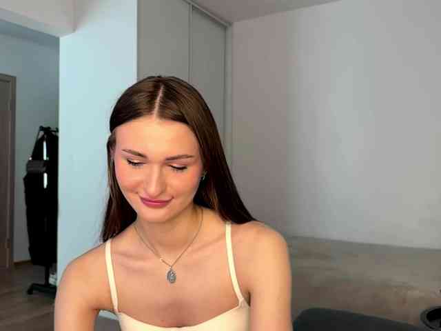 Модель: LauraMondella